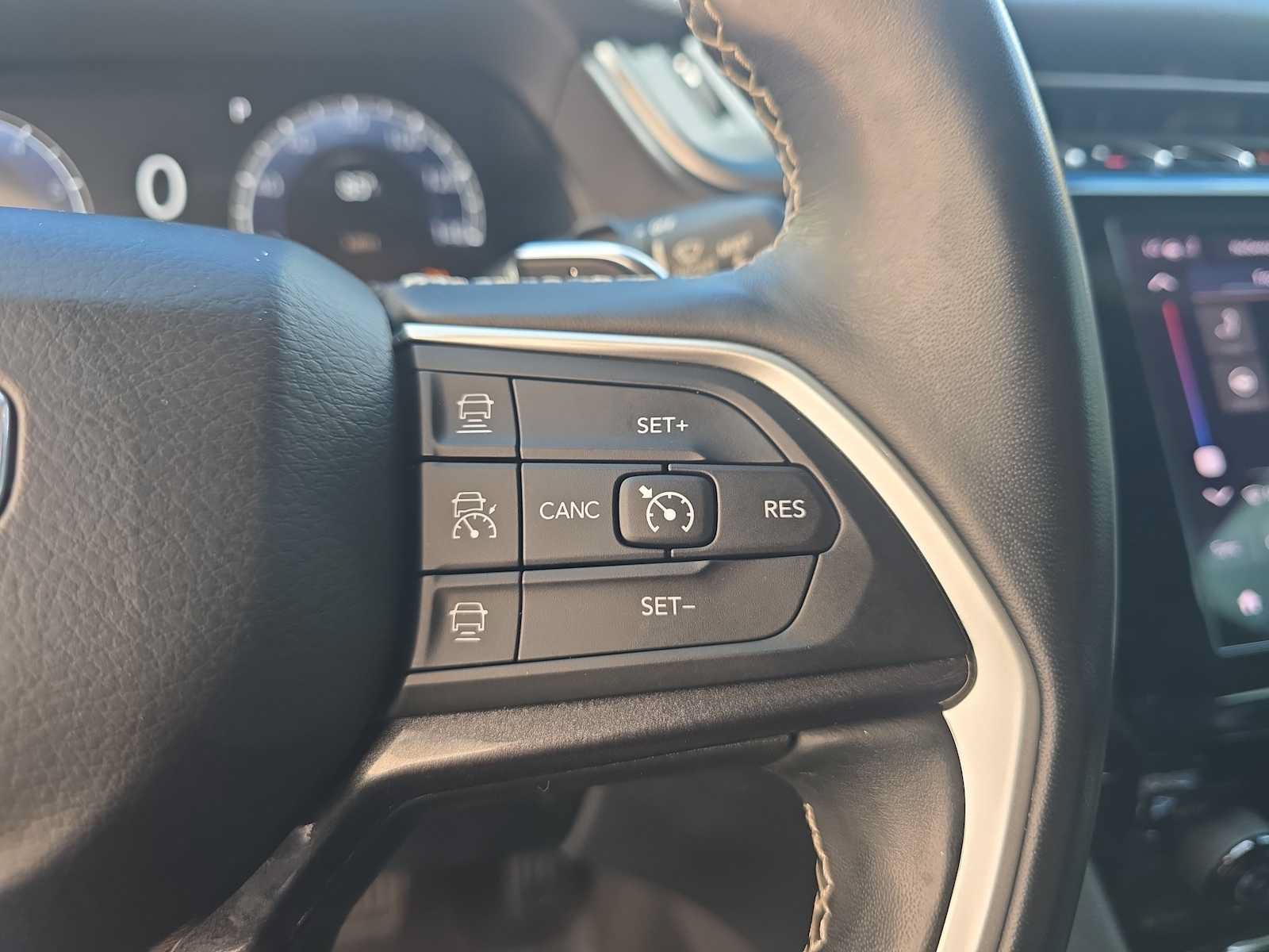 Used 2021 Jeep Grand Cherokee L Laredo RWD image 25