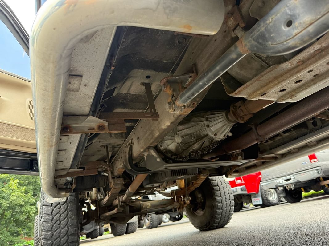 Used 2001 Ford F250 Lariat AWD/4WD image 14