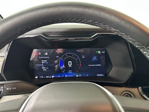 Used 2025 Chevrolet Colorado ZR2 w/ Technology Package image 17