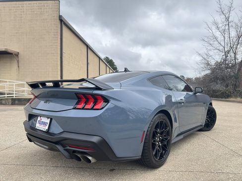 Used 2024 Ford Mustang GT Premium w/ GT Performance Package image 5