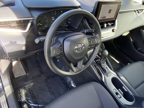 Certified 2023 Toyota Corolla LE w/ Carpet Mat Package (TMS) FWD image 17