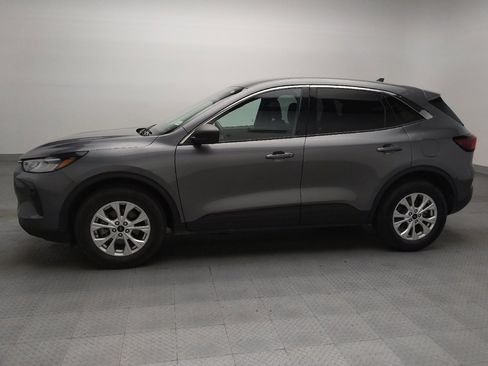 Used 2024 Ford Escape Active w/ Tech Pack #1 AWD/4WD image 2