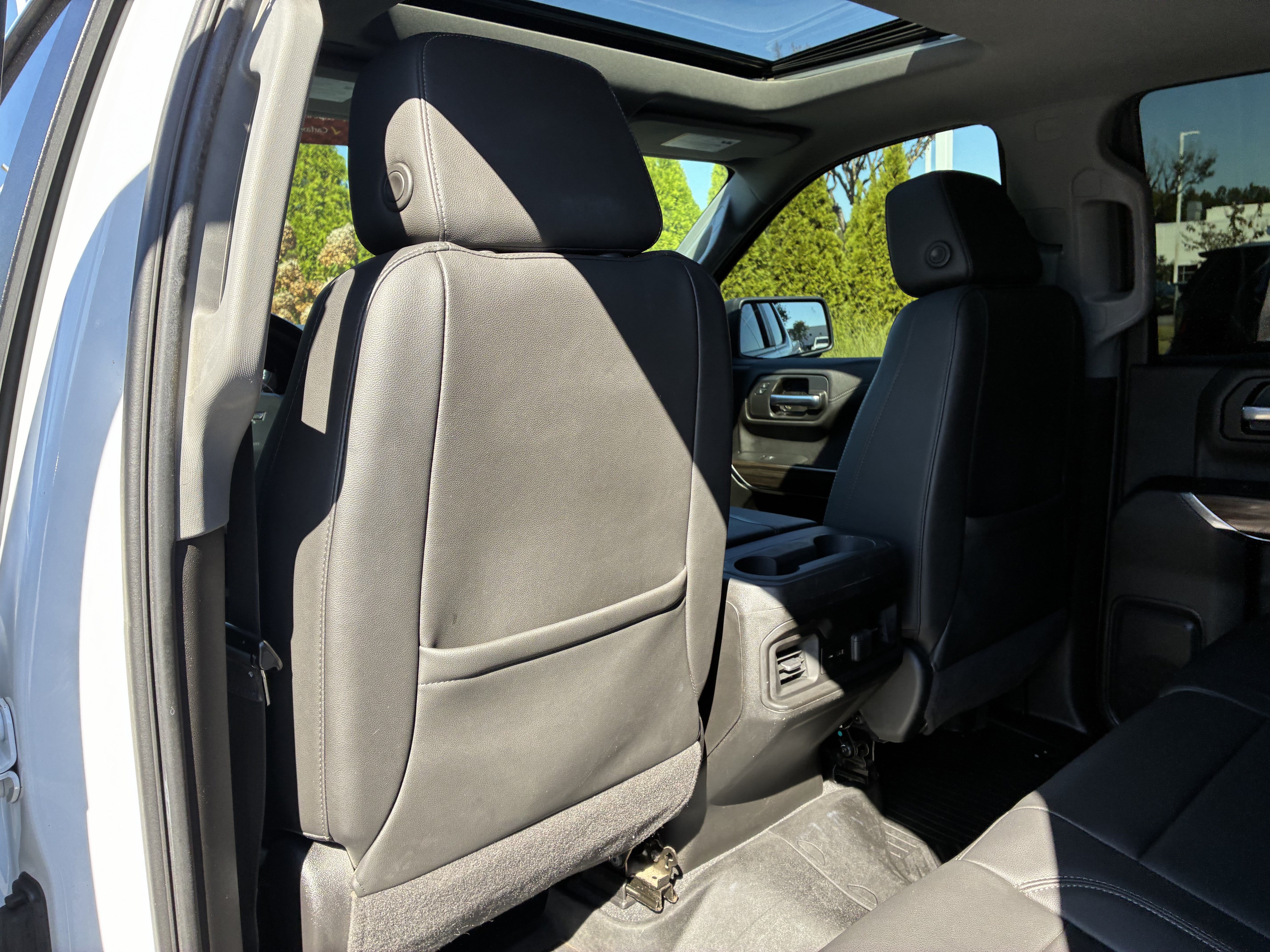Used 2020 Chevrolet Silverado 1500 LT Trail Boss AWD/4WD image 16
