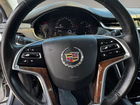 Used 2013 Cadillac XTS FWD image 10
