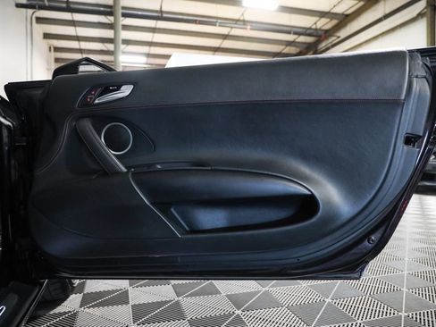 Used 2014 Audi R8 V8 image 27