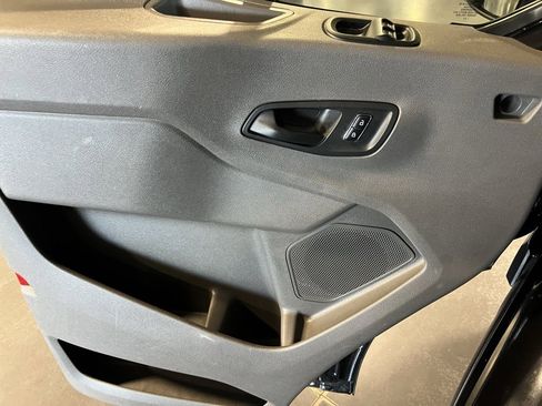 Used 2023 Ford Transit 250 Medium Roof image 23