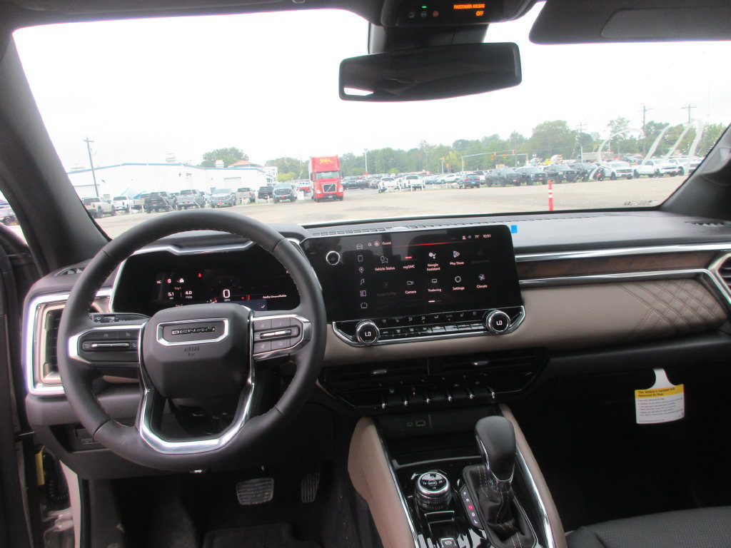 New 2026 GMC Canyon Denali AWD/4WD image 17