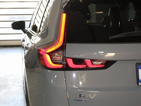 Used 2023 Honda CR-V Sport Touring image 42