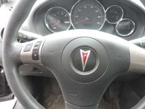 Used 2006 Pontiac G6 Sedan w/ Premium Value Package image 23
