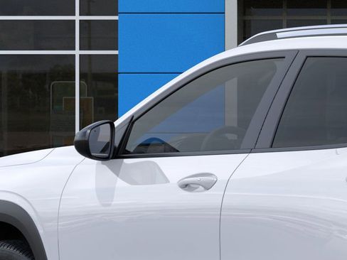 New 2026 Chevrolet Trax ACTIV w/ Driver Confidence Package FWD image 13