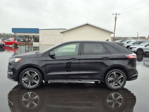 Used 2020 Ford Edge ST w/ Cold Weather Package image 2