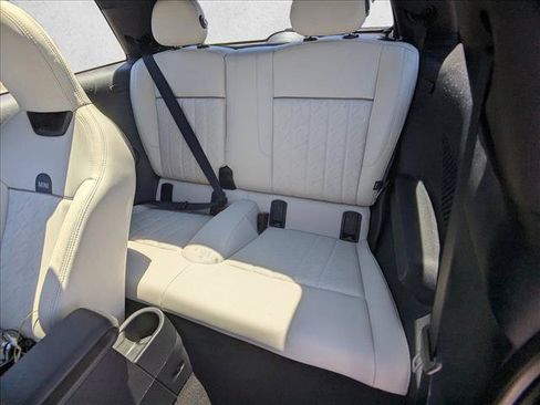 Used 2025 MINI Cooper 2-Door Hardtop FWD image 19