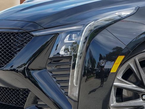 New 2026 Cadillac CT5 V image 2