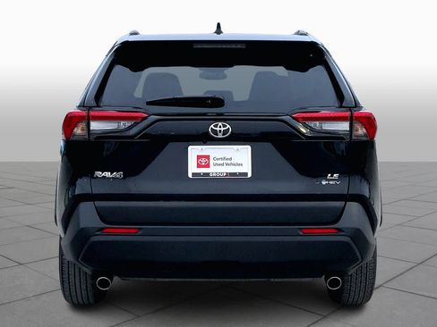 Certified 2025 Toyota RAV4 LE image 5
