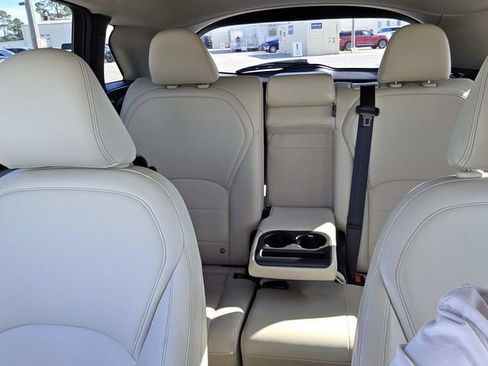 Used 2020 INFINITI QX50 Luxe w/ Navigation Package image 18