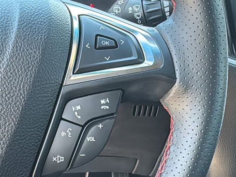 Used 2024 Ford Edge ST-Line AWD/4WD image 23
