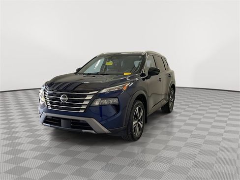 Certified 2024 Nissan Rogue SL image 5