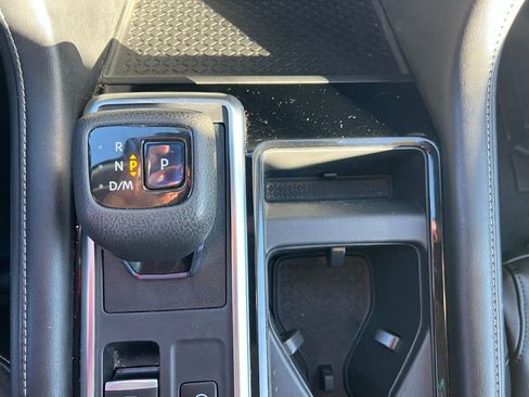 Used 2022 Nissan Pathfinder SL image 35