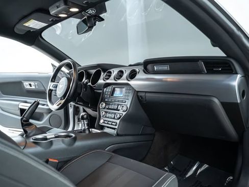 Used 2018 Ford Mustang GT RWD image 23