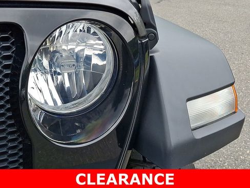 Used 2021 Jeep Wrangler Unlimited Sport image 9