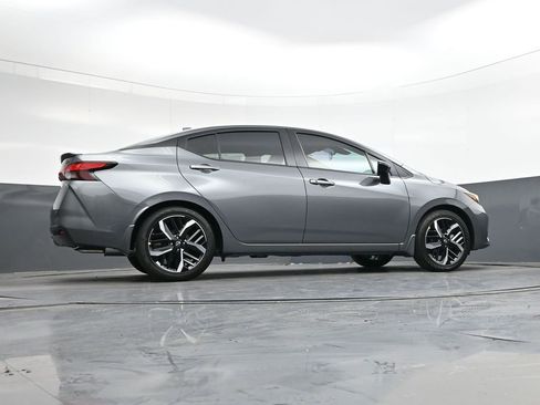 New 2025 Nissan Versa SR w/ Trunk Package image 41