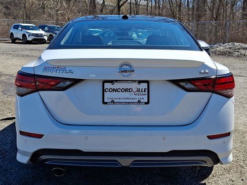 Used 2023 Nissan Sentra SR w/ SR Premium Package image 5