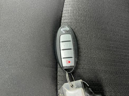 Used 2025 Nissan Altima 2.5 SV image 22