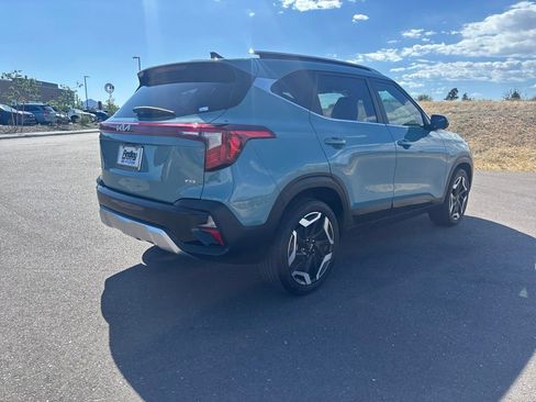 Used 2024 Kia Seltos SX w/ SX Sunroof Package AWD/4WD image 5
