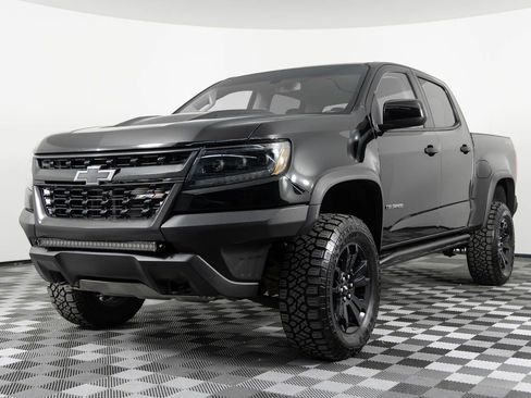 Used 2018 Chevrolet Colorado ZR2 w/ ZR2 Midnight Special Edition image 2