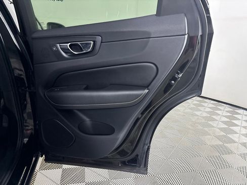 Used 2019 Volvo XC60 T5 R-Design w/ Protection Package Premier FWD image 26