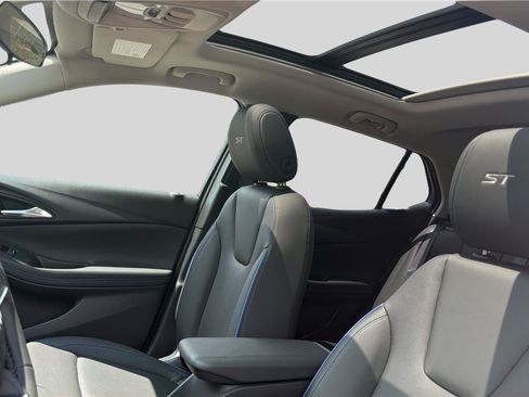 New 2026 Buick Encore GX Sport Touring w/ Advanced Technology Package AWD/4WD image 19