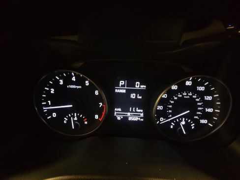 Used 2017 Hyundai Elantra SE image 23