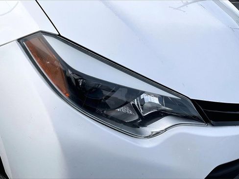 Used 2014 Toyota Corolla L image 29