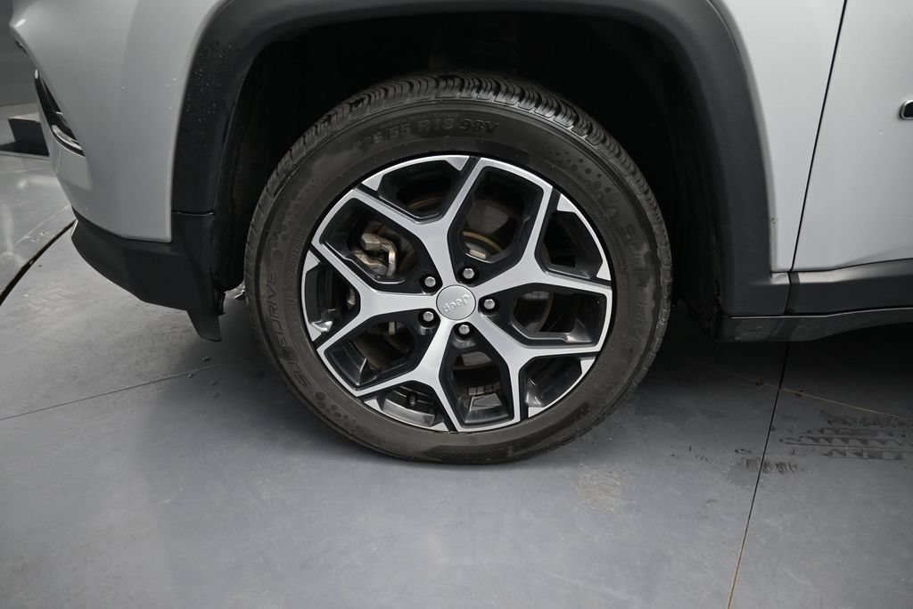 Used 2024 Jeep Compass Limited AWD/4WD image 13