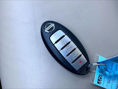 Used 2020 Nissan Armada Platinum w/ Captain's Chairs Package image 35