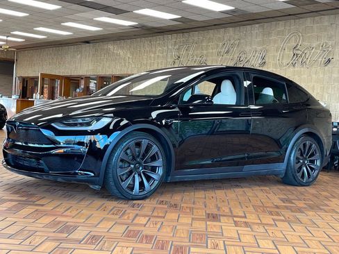 Used 2022 Tesla Model X Plaid AWD/4WD image 5