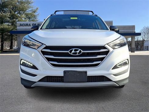 Used 2017 Hyundai Tucson Night image 2