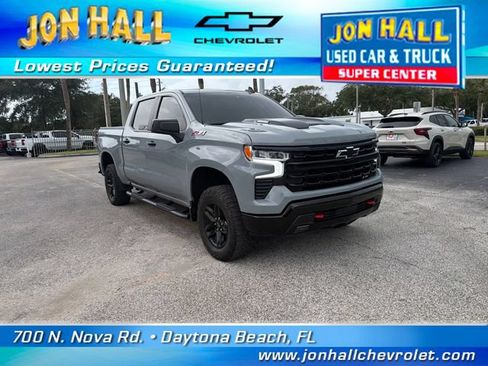Used 2024 Chevrolet Silverado 1500 LT Trail Boss w/ Convenience Package II AWD/4WD image 1