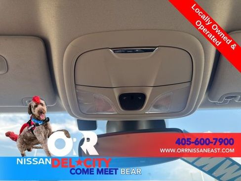 Used 2023 Jeep Cherokee Altitude Lux image 27