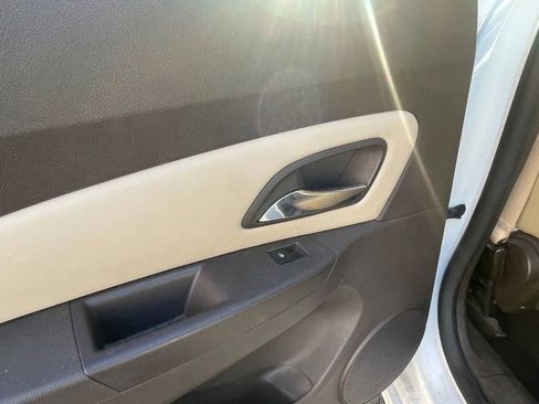 Used 2016 Chevrolet Cruze LTZ image 23