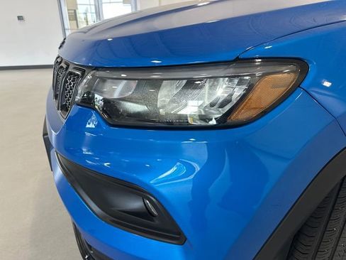 Used 2023 Jeep Compass Latitude w/ Sun and Sound Group AWD/4WD image 11