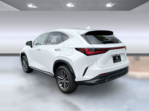 Used 2024 Lexus NX 250 FWD image 3