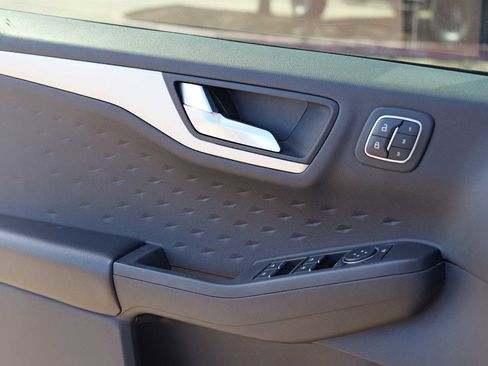 Used 2020 Ford Escape SEL image 21