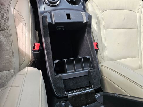 Used 2018 Ford Explorer Platinum AWD/4WD image 32