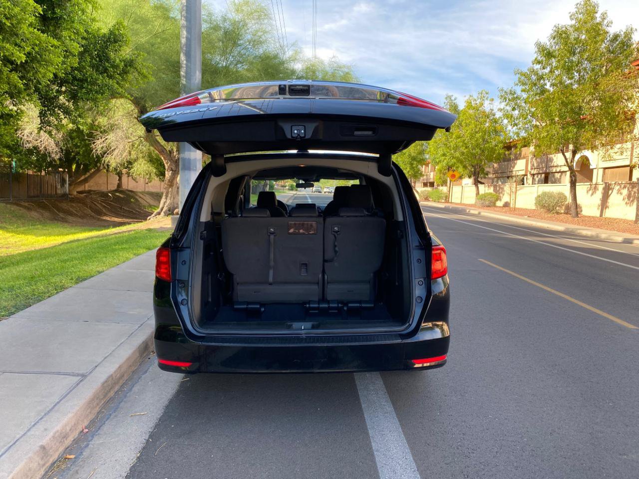Used 2019 Honda Odyssey EX image 8
