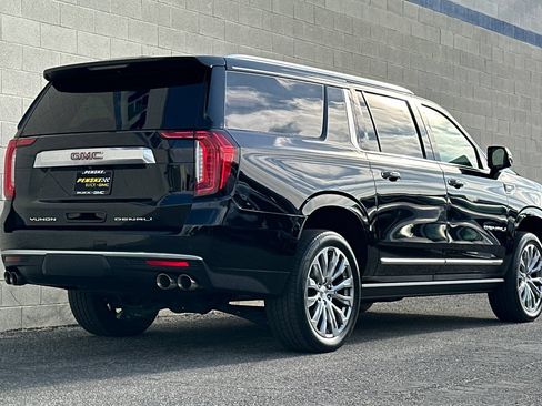 Certified 2023 GMC Yukon XL Denali w/ Max Trailering Package RWD image 4