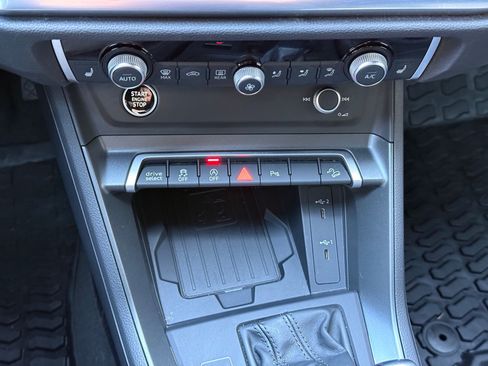 Used 2023 Audi Q3 2.0T Premium Plus w/ Premium Plus Package image 16