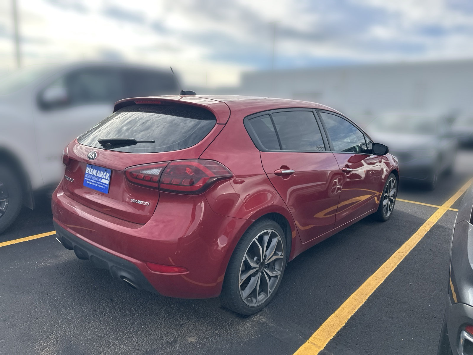 Used 2017 Kia Forte SX FWD image 3