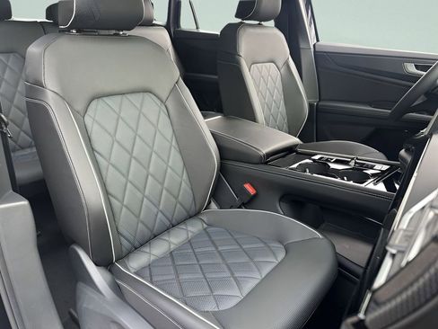 New 2026 Volkswagen Atlas Cross Sport SEL Premium R-Line AWD/4WD image 26