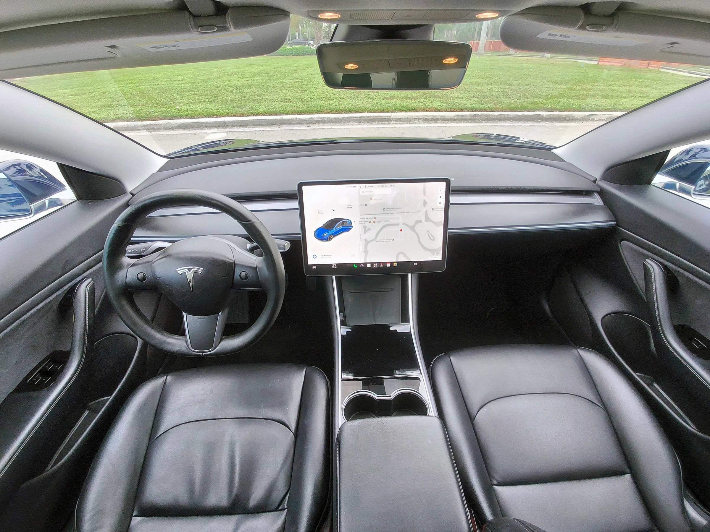 Used 2018 Tesla Model 3 Long Range RWD image 19